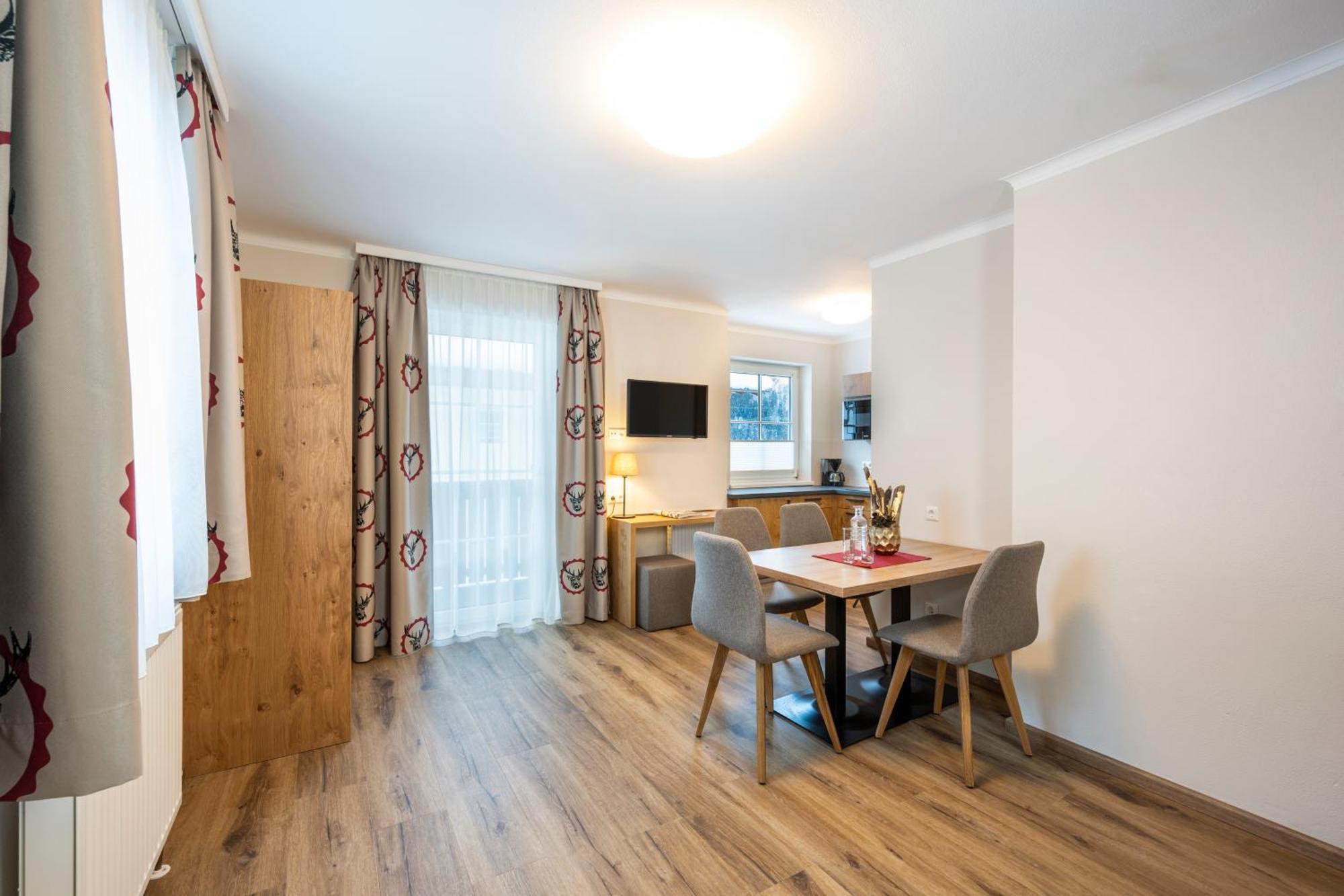 Ferienhotel Gasthof Zur Post Untertauern Pokoj fotografie